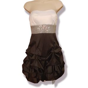 Ruby rox strapless dress